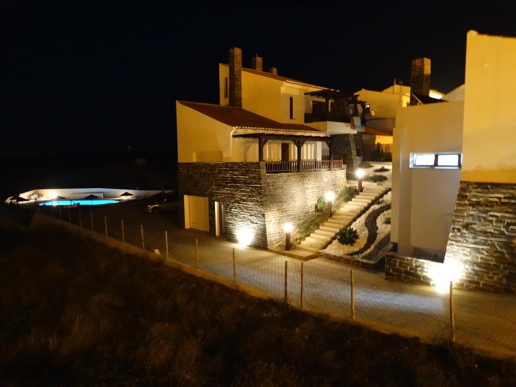 Falesias Da Arrifana Praia da Arrifana Luaran gambar